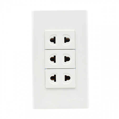 Alphalux 3 gang Universal Outlet with Plate 16a